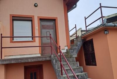 CASA DE VANZARE IN HD - 13