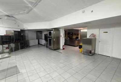 Spațiu comercial, de 316 mp, în Central - 4