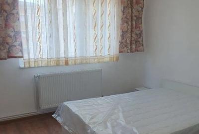 Apartament cu 3 camere semidecomandat în Micro 21 - 5