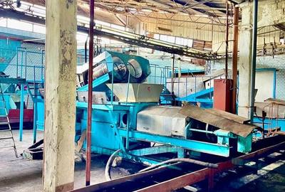 Teren de 50000 mp, în Central - 5