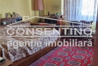 Se vinde imobil cu 3 camere , zona Hasdeu , liber 80 mp , boxa , garaj - 5