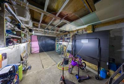 Casă cu 5 camere cu Teren 500 Mp în Sânpetru - 33