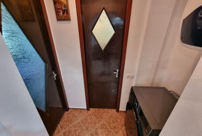 Apartament cu 2 camere semidecomandat, mobilat în Palas - 8