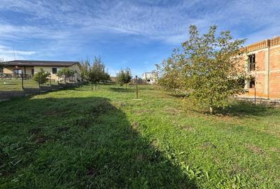 Vanzare teren de constructii intravilan, Campenesti, 1000 mp. - 2