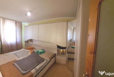 Apartament cu 3 camere semidecomandat în Tomis Nord - 1