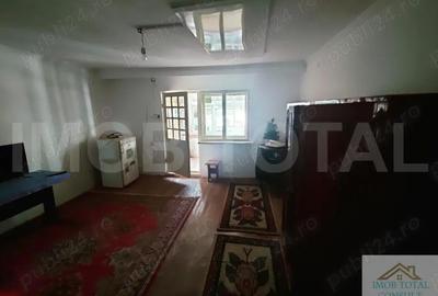 Casă cu 6 camere în Central - 10