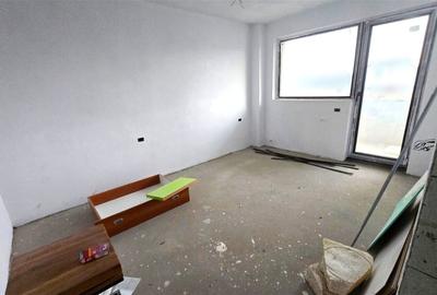 Apartament cu 3 camere decomandat în Cetate - 4