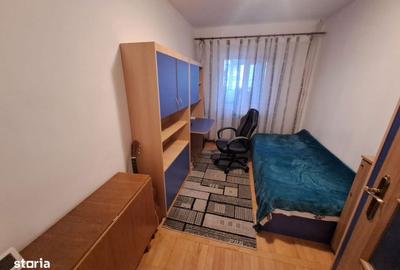 Apartament cu 3 camere decomandat în Păcurari - 3
