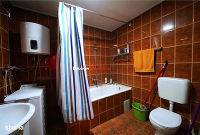Casă cu 4 camere cu Teren 1133 Mp în Central - 8