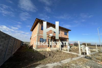 Duplex cu 3 camere Mosnita Noua - 1