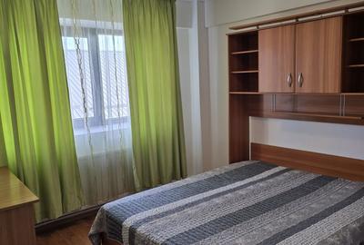 Apartament cu 4 camere decomandat în Central - 3