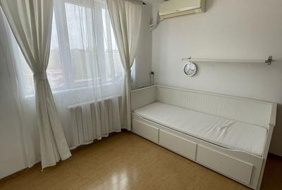 Apartament cu 3 camere decomandat în Central - 3