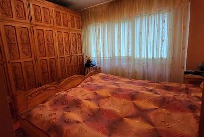 Apartament cu 2 camere decomandat în Radu Negru - 3