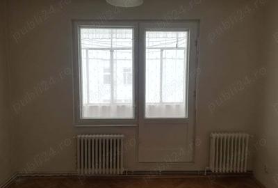 Apartament cu 3 camere decomandat în Reghin - 2