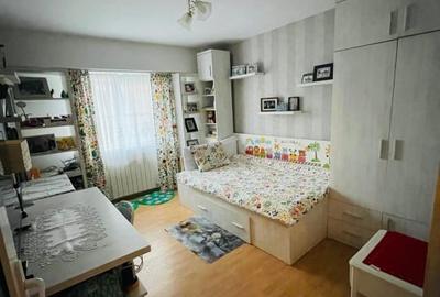 Apartament cu 3 camere decomandat în Central - 16