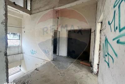 Spațiu comercial, în Central