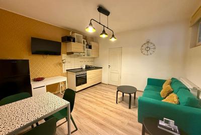 Apartament cu 4 camere decomandat, mobilat în Universitate - 1
