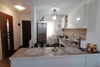Casa - Prelungirea Ghencea-  Cartierul Latin -  135000E - negociabil -bucatarie - 6