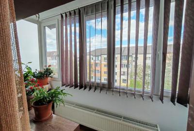 Apartament cu 3 camere decomandat în Parța - 3