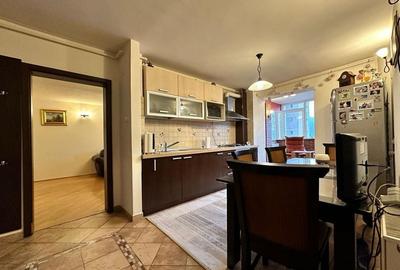 Apartament cu Structura Generoasa si Priveliste Deosebita - 4