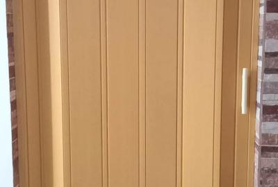 Camera camin renovata recent - 3