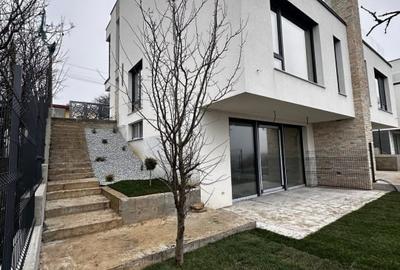 Duplex cu 3 camere cu Canalizare în Borhanci - 3