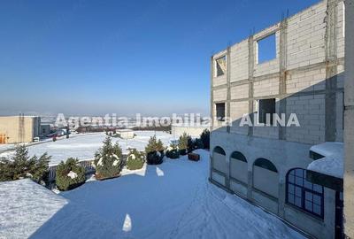 Spațiu comercial, de 2,500 mp, în 700 - 9