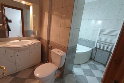 Apartament cu 3 camere semidecomandat în Podu Roș - 12