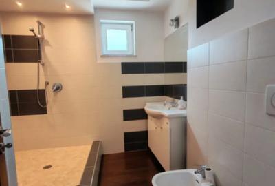 Apartament cu 4 camere decomandat în Central - 11