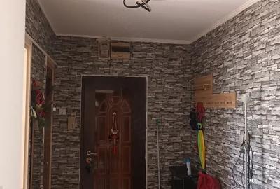 Apartament cu 3 camere semidecomandat, mobilat în Păcii - 6