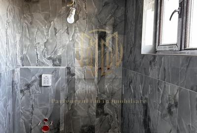 Duplex cu 5 camere cu Canalizare în Central - 18