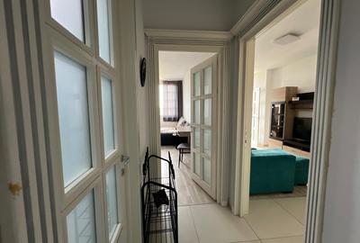 Apartament cu 2 camere semidecomandat, mobilat în Cug - 2