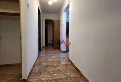 Apartament cu 4 camere decomandat în Titan - 7