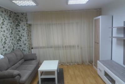 Garsonieră decomandată în Nerva Traian