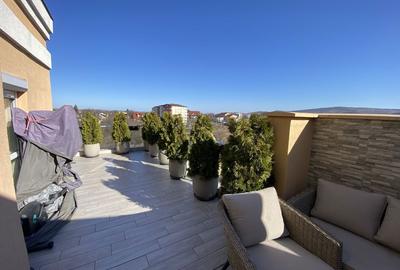 Apartament cu 4 camere în Tătărași - 1