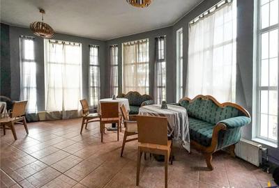 Spațiu comercial, de 704 mp, în Central - 11