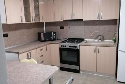 Casă cu 4 camere în Central - 2