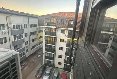 Garsonieră decomandată în Central - 13