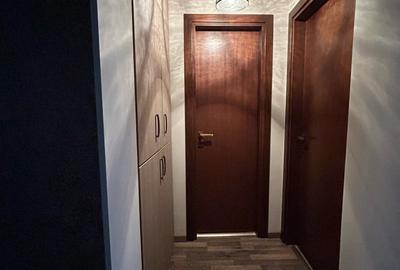 Apartament cu 3 camere decomandat în Motru - 10
