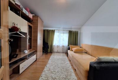 Apartament de vanzare, cu 2 camere decomandat, mobilat, zona - 4