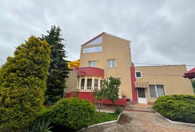 Casă individuală cu 5 camere în Valu lui Traian