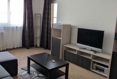 Apartament cu 2 camere decomandat în Apărătorii Patriei - 2