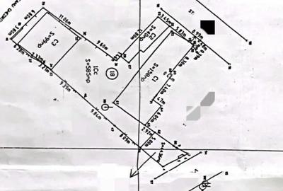Casă cu 5 camere cu Teren 585 Mp în George Enescu