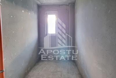 Apartament 2 camere, bloc nou, loc de parcare, zona Torontalului - 4