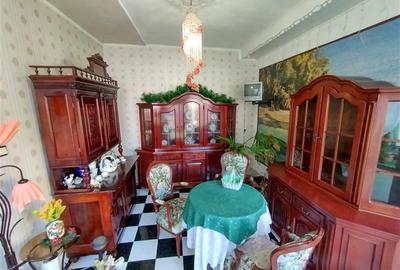 Casă individuală cu 7 camere cu Canalizare în Vest - 2