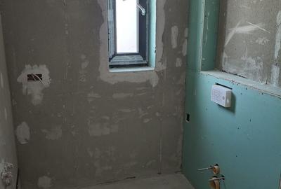 Casă cu 4 camere cu Canalizare în Central - 27