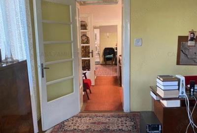 Casa 3 camere cu 2 fronturi plus 860 mp Lipovei-Aradului 178000 euro - 3