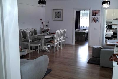 Apartament cu 3 camere decomandat în Central - 6