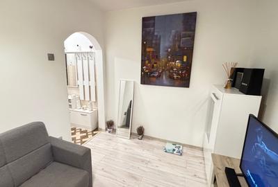 Apartament cu 2 camere decomandat în Vest