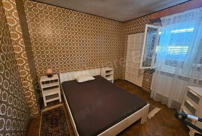 Casă cu 6 camere cu Teren 1632 Mp în Albești - 8